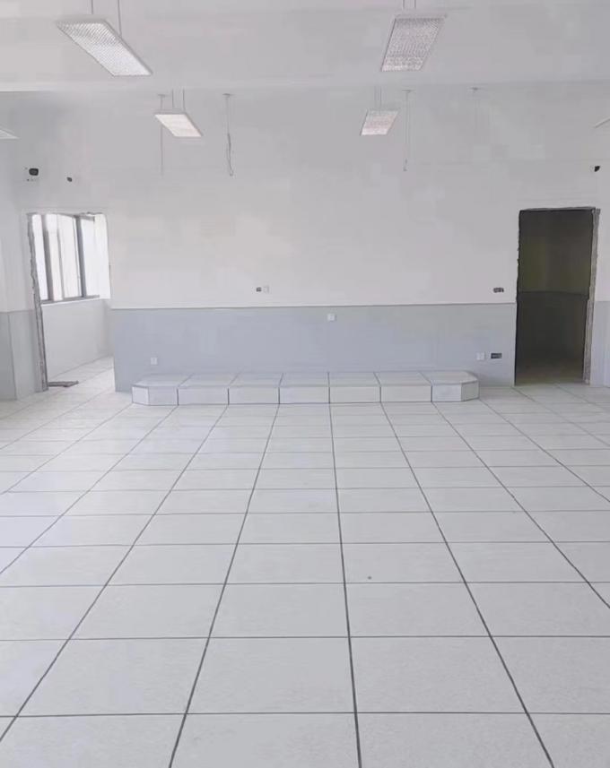Data Center Uses Ventilated Access Raised Floor From China